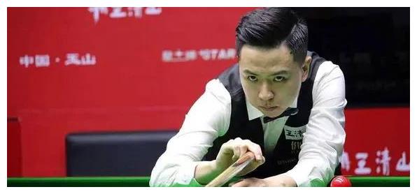 疯狂！苦战4小时丁俊晖5-3磨王艾伯顿！梁文博5-4逆转绝杀宾汉姆