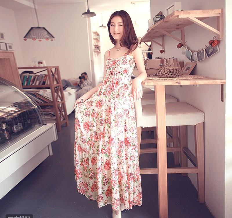 娇媚的小女人气息，欧洲女子的复古感！