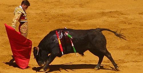 ����������ȡ����գ�����ҳ˽�����桱������裬��Ů�����۾ʹ���