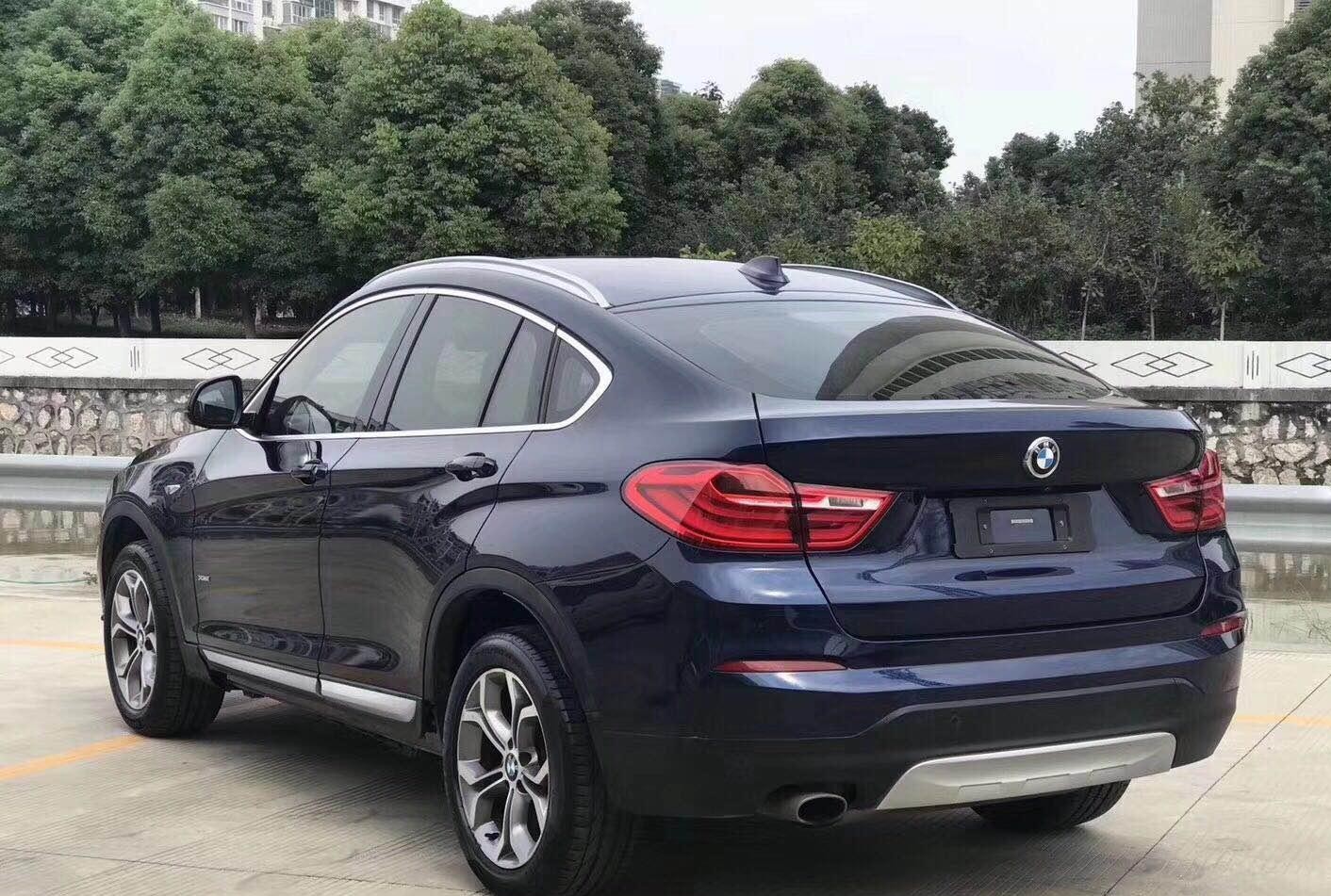 《看到这辆宝马X4,为什么车主就想把自己的雷克萨斯ES300h卖了?》