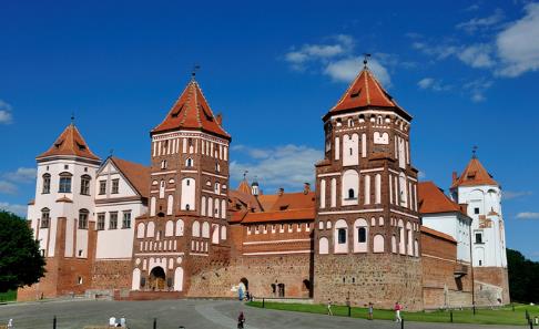 旅游值得一去的3个国家,对中国游客免签,通婚