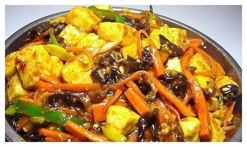 精选美食推荐 四季豆炒蛋 家常茄子 鱼香豆腐的做法