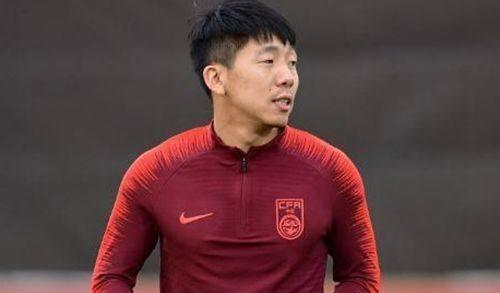 国足今日迎战菲律宾,鲁能悍将表现如何或可左