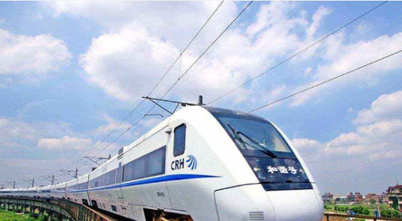 万州人均gdp_大洗牌!渝北GDP冲刺2千亿,万州排名连降3位!(2)