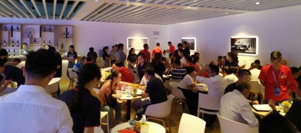 成都国际车展 嘉诚人用心服务全力以赴