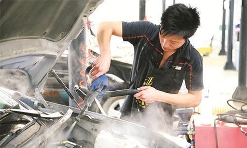 为什么要清洗发动机舱？好处多多