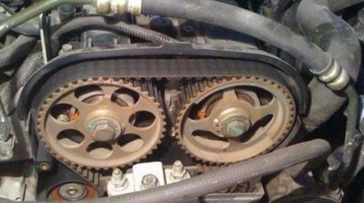 如果汽车上这个零件坏了，最好是到4S店换，别贪便宜去外面修！