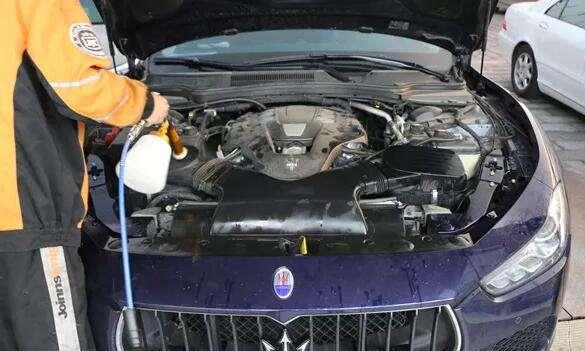 汽车发动机应该如何保养？这4个小知识能为你省下不少钱！