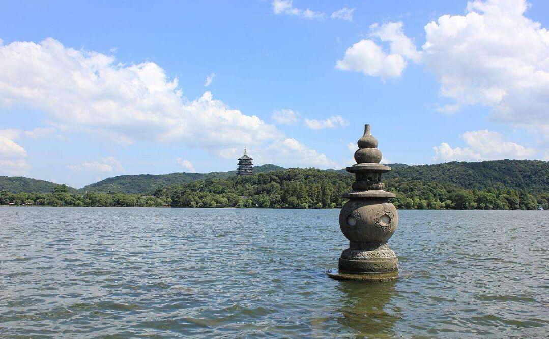 杭州西湖美景绝世,雷峰塔勾起童年回忆,简直是人间仙境!