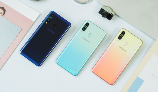 realmex真值得买那是你没看过三星galaxya60