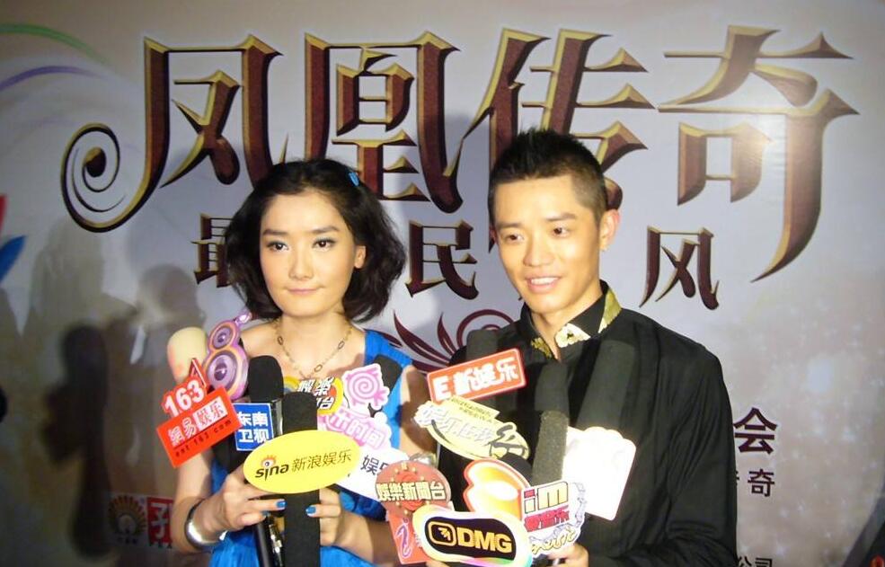 《星光大道》走出的歌手谁最火?不是阿宝和李玉刚,而是凤凰传奇