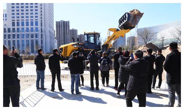 3小时获4亿订单，柳工为鄂尔多斯绿色矿山发展持续供能