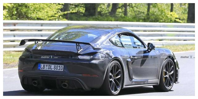 保时捷718 Cayman GT4无伪谍照曝光 7月亮相