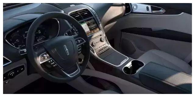 林肯豪华SUV,2.7T+322马力,不足40万,你会考虑吗