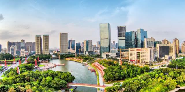 广东最让人失望的3个城市，十年经济都没变化，网友不孚众望