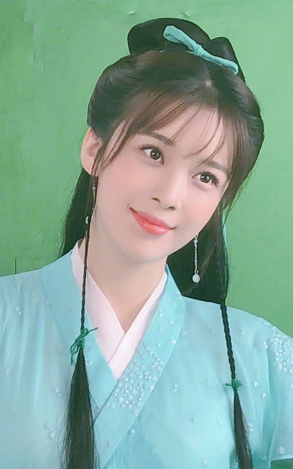 赵韩樱子古装照美美哒,美目流盼,温婉可人,可盐可甜