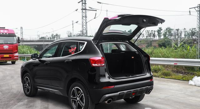 哈弗最拖后腿的一款SUV,标配1.5T,7.39w可入手