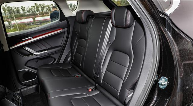 哈弗最拖后腿的一款SUV,标配1.5T,7.39w可入手