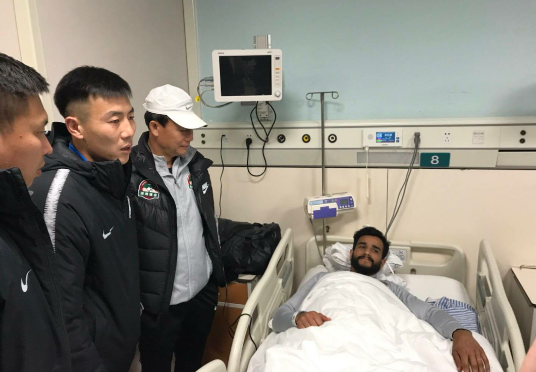 河南建业外援多拉多正在积极接受治疗,祝多拉