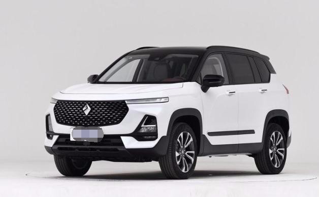 换标宝骏现身街头，一看车头，车友：这是要天天修车吗