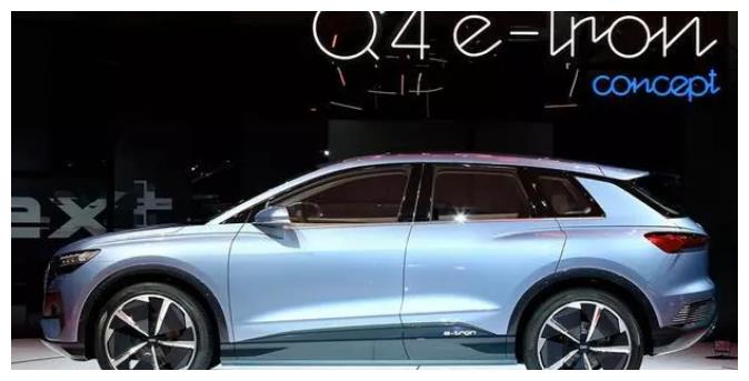 奥迪新能源SUV,Q4媲美奔驰EQC,内饰太前卫了