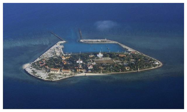 南子岛和北子岛位于南沙群岛北大门,美济