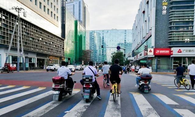 新国标电动车究竟该走机动车道&非机动车道？