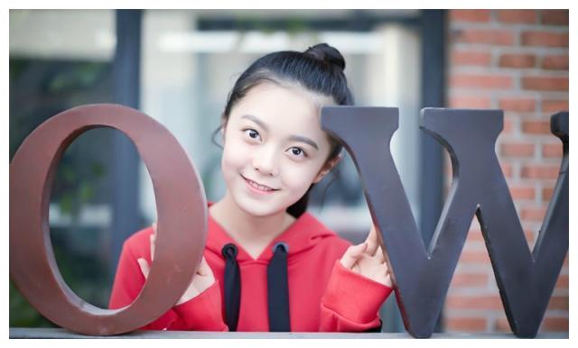 巴啦啦小魔仙:美琪的扮演者出演《流浪地球》