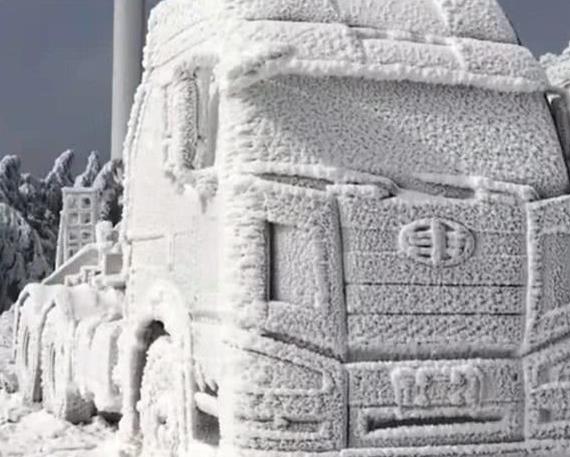 冬季行车你必须重视的几个关键点，防患于未然，平安回家过大年