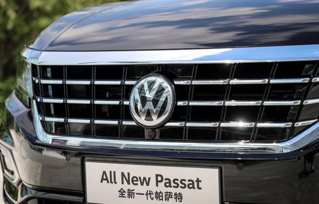 想知道“20-30万德系中型三厢车“最近有什么新消息么，都在这里了