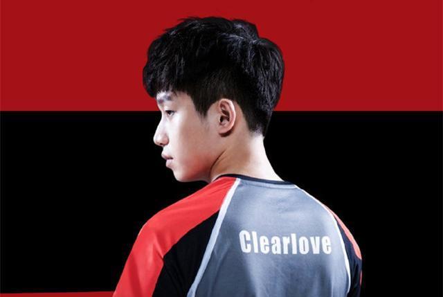 clearlove回头,clearlove壁纸 lpl001号成为过去,教练clearlove正在连接,不变的是逐
