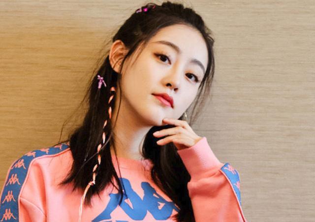 杨幂怕上厕所?关晓彤和鞠婧祎关系差?