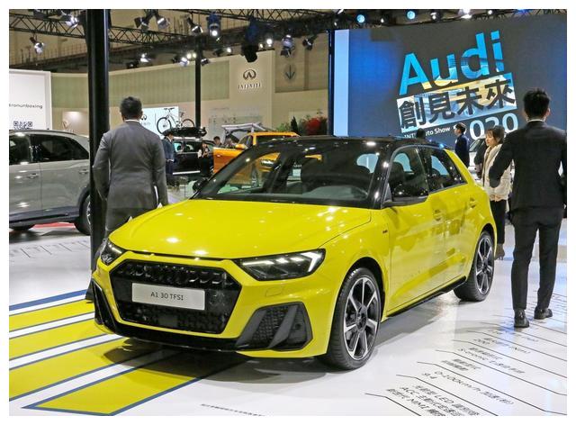 奥迪推出新款奥迪A1五门Sportback,再次展示灯厂的实力