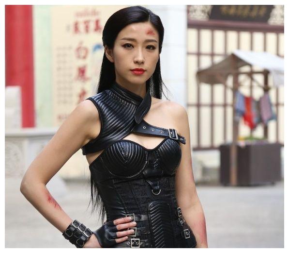 《城寨英雄》后又一打戏!王君馨同姚子羚新剧大秀身段!