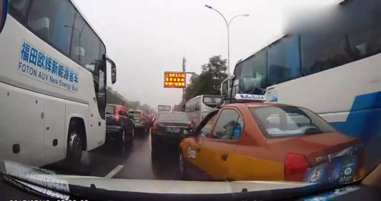 碰到这种出租车，坚决不让！