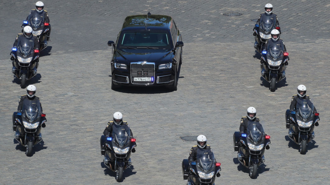 普京座驾民用版Aurus Senat 亮相日内瓦车展