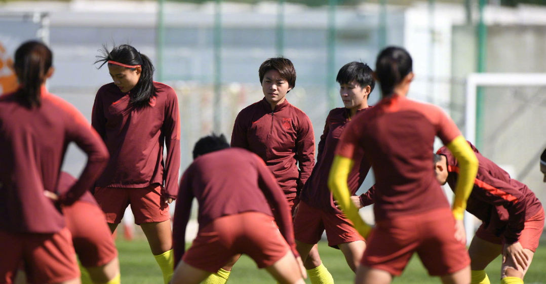 中国女足公布阿尔加夫杯23人大名单,女足球员