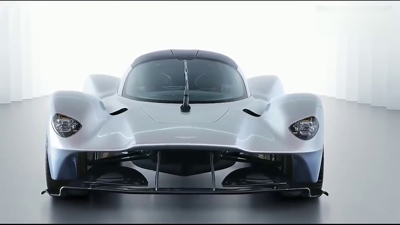 阿斯顿马丁全新超级跑车女战神Valkyrie发布限量150台