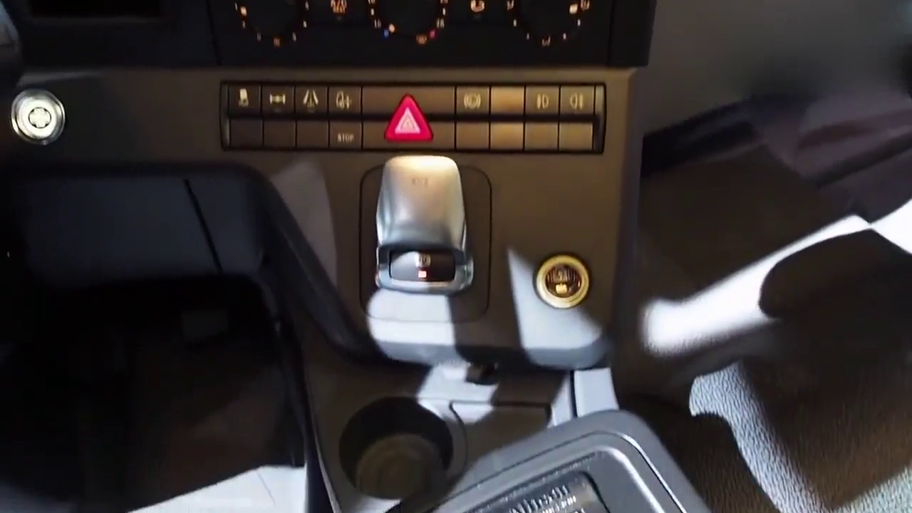 卡车是粗制滥造的代表吗？看看新款奔驰重卡吧，做工真是太棒了