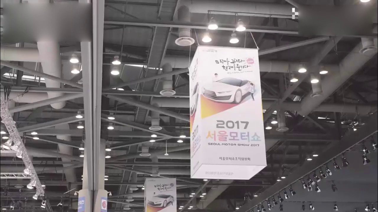 直击韩国车展的车模现场，纯天然的真不多，最后一个好像林允儿！