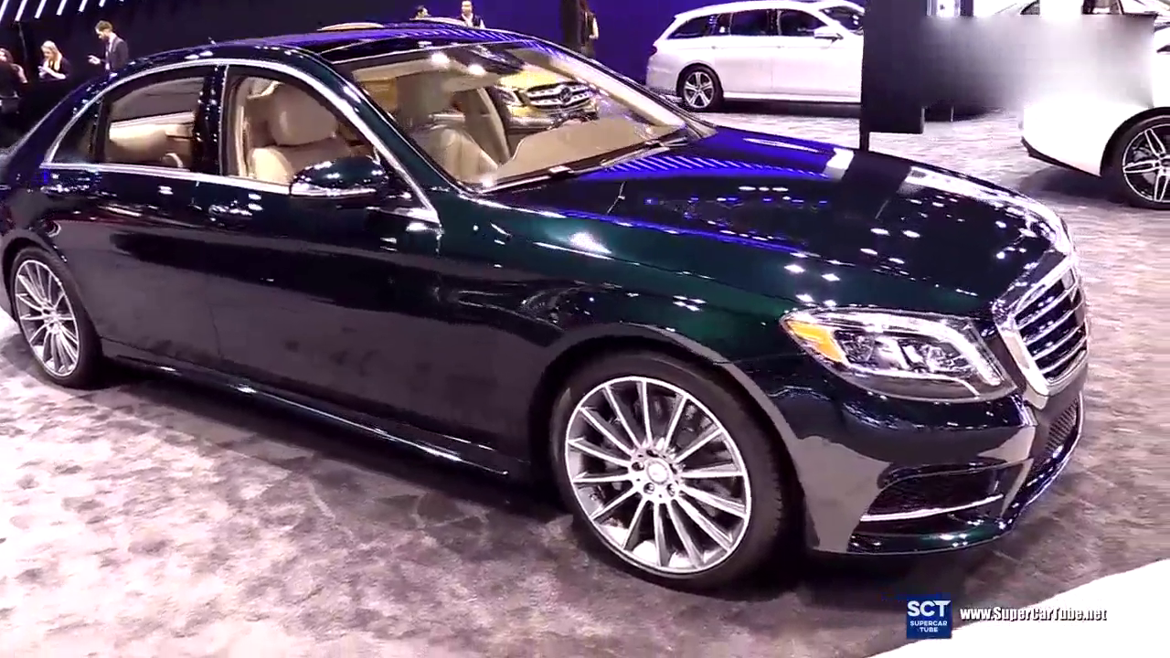 车展体验新款奔驰S550 Sedan 内饰设计做工无可挑剔