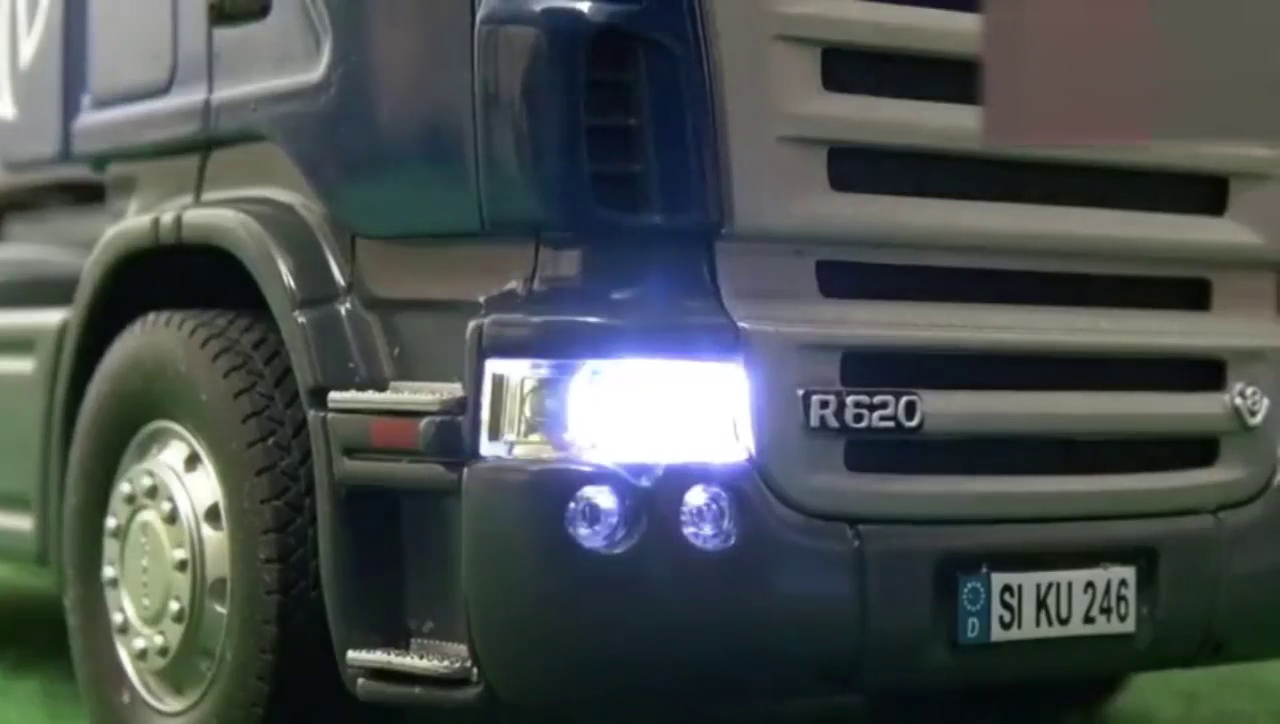 斯堪尼亚R620自卸卡车，现在的玩具车也不是一般人能拥有的