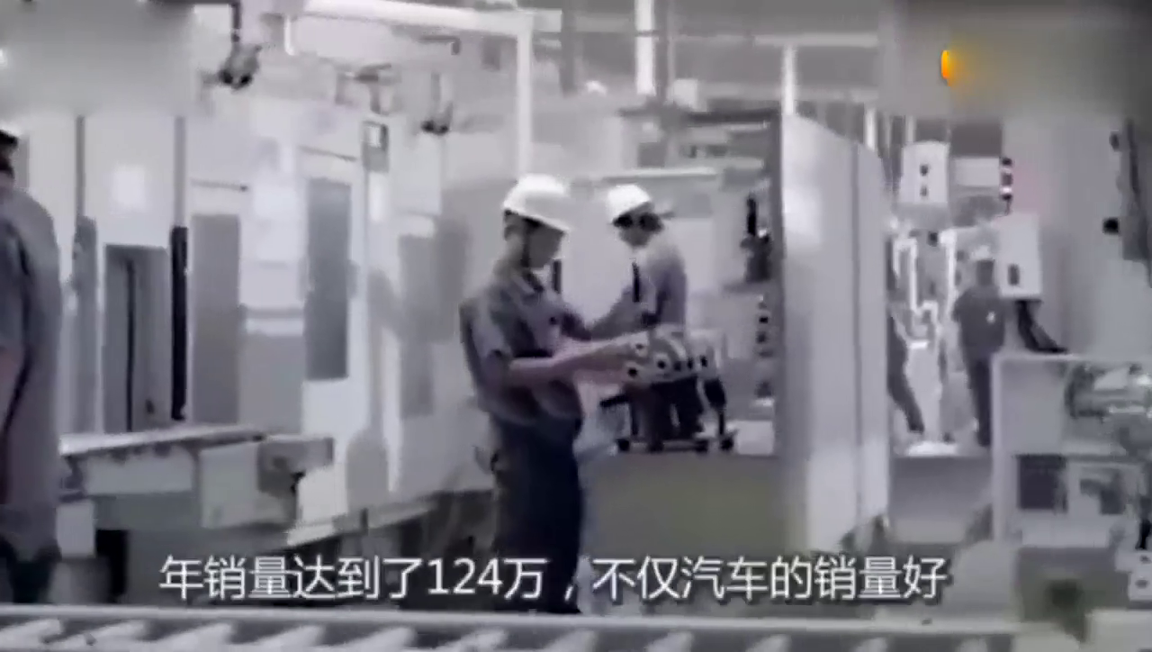国产自主品牌的标杆！吉利换了“虎头”标后，真有豪车范！