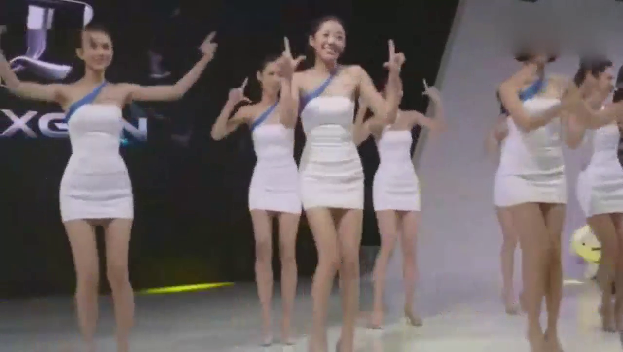 车展里面豪车太多，表哥只喜欢纳智捷，法拉利都不愿意看