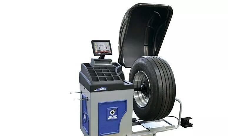 动平衡和四轮定位有啥区别？