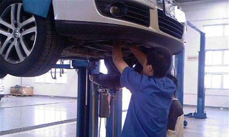 汽车保养小知识：几种保养可以不用做，别再花冤枉钱了！