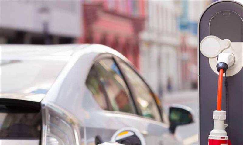 实话实说，为啥电动汽车不能取代燃油车？专家：缺点无法接受！