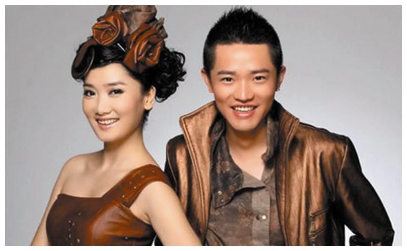 凤凰传奇原来早已结婚，玲花公开承认除同事关系外还另有关系？