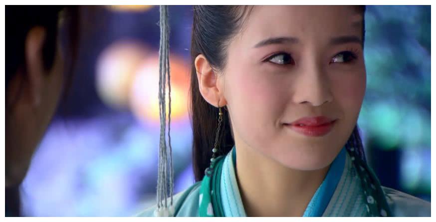 《神雕侠侣》中的程英，赵韩樱子演的黄衫女从天而降，超凡脱俗！