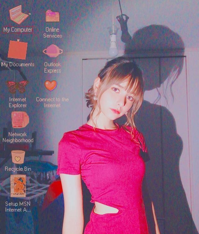 15岁五国混血获美少女比赛冠军，全家颜值都超高